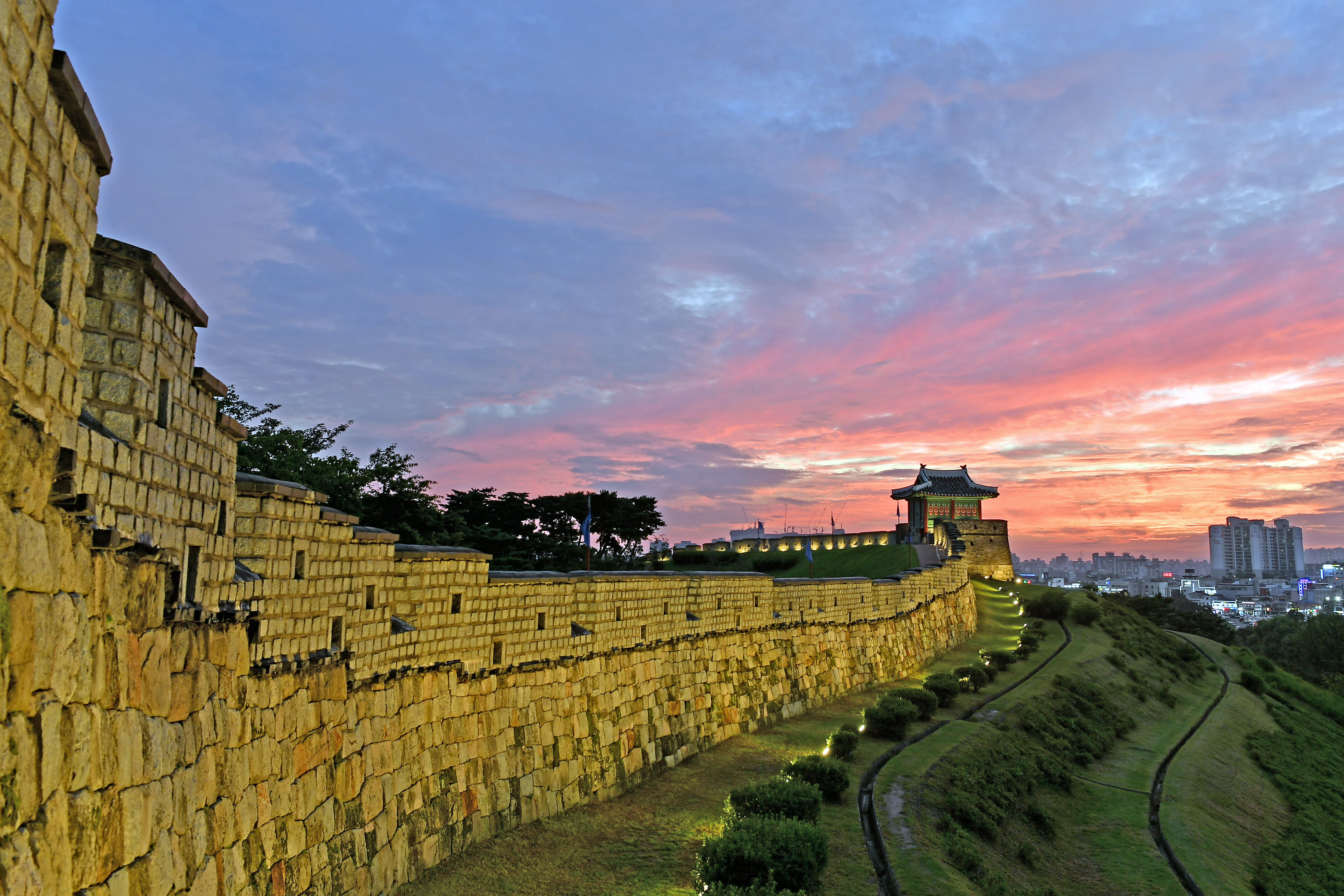 京畿道水原华城.jpg