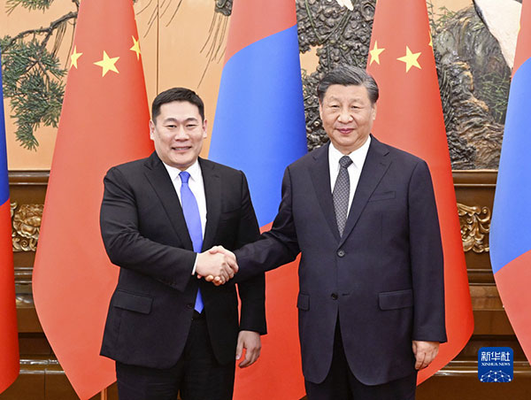 习主席会见蒙古总理.jpg