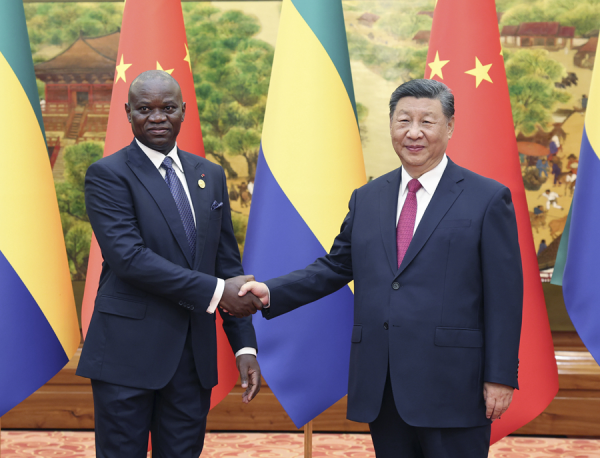习近平会见加蓬总统.jpg